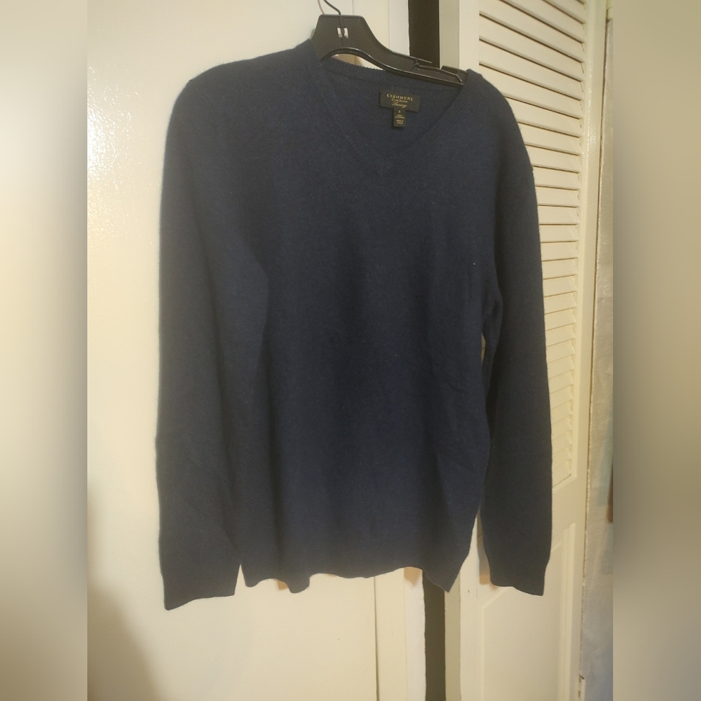 Club Room Men's Navy V-Neck Cashmere Sweater